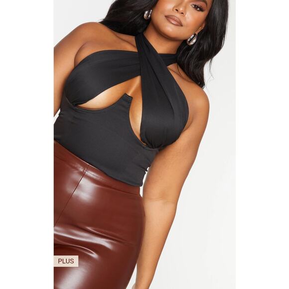 PrettyLittleThing Plus Black Woven Cross Over Zip Top UK Size 20 NWT US Size 16 - Picture 4 of 7